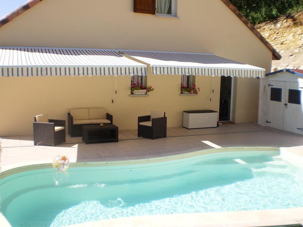 Les Roziers - Roulotte Bed & Breakfast Bagnac Екстериор снимка
